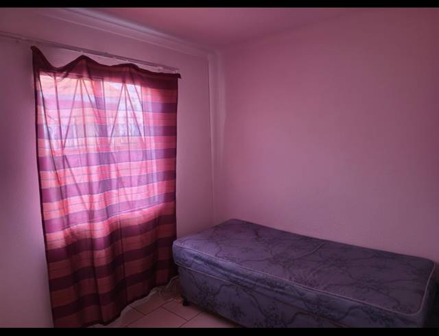 3 BEDROOM HOUSE FOR SALE IN STRETFORD